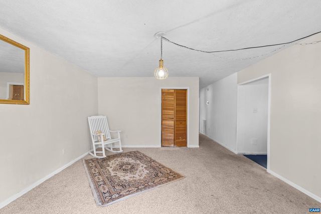 215 DICE ST, Charlottesville, VA 22902