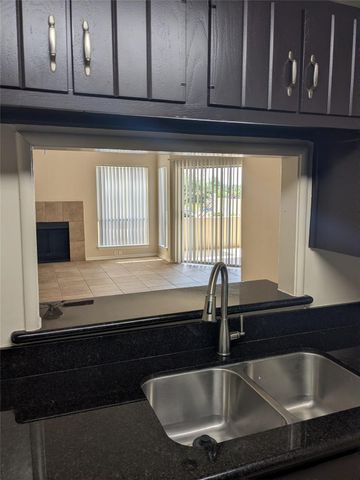 1302 Marina Bay Drive 108A, Clear Lake Shores, TX 77565