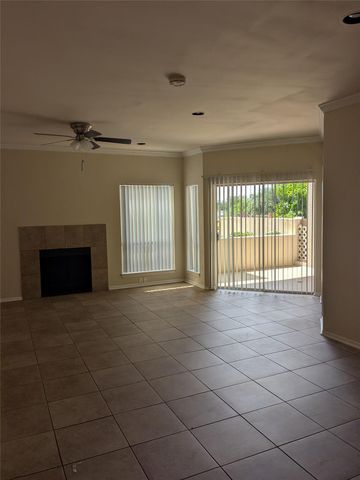 1302 Marina Bay Drive 108A, Clear Lake Shores, TX 77565