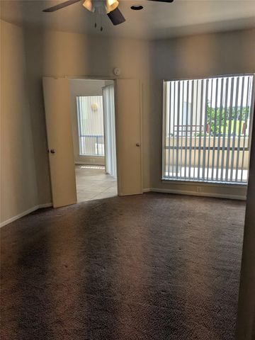 1302 Marina Bay Drive 108A, Clear Lake Shores, TX 77565