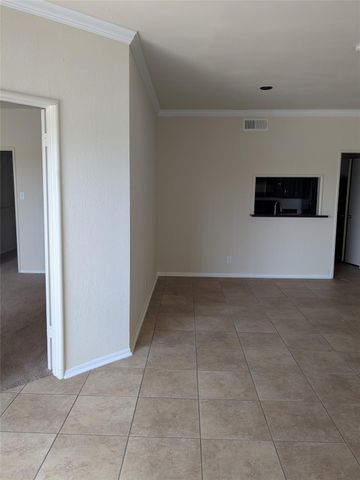 1302 Marina Bay Drive 108A, Clear Lake Shores, TX 77565