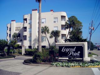 1302 Marina Bay Drive 108A, Clear Lake Shores, TX 77565
