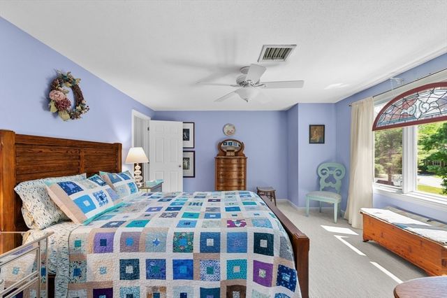 98 Village Post Road 98, Danvers, MA 01923