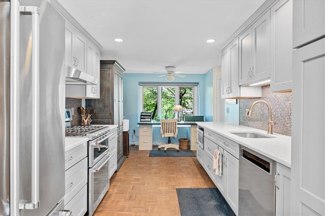 98 Village Post Road 98, Danvers, MA 01923