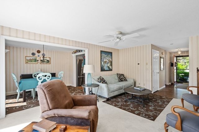 98 Village Post Road 98, Danvers, MA 01923