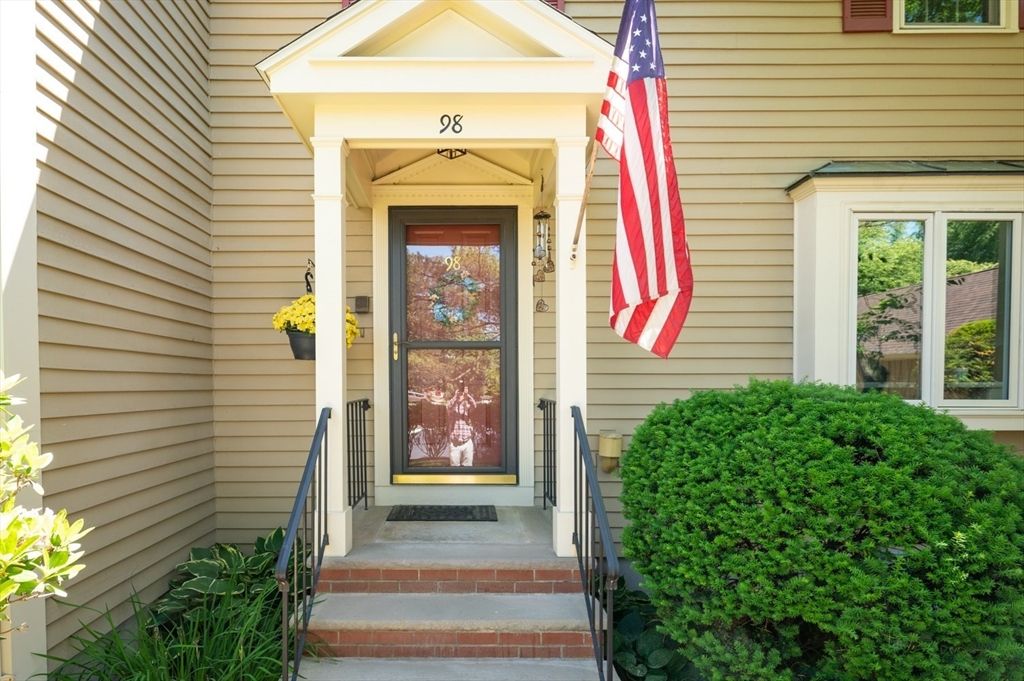 98 Village Post Road 98, Danvers, MA 01923