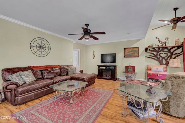 3698 Nc Highway 53 E, Burgaw, NC 28425