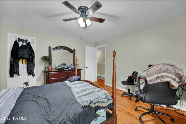 3698 Nc Highway 53 E, Burgaw, NC 28425