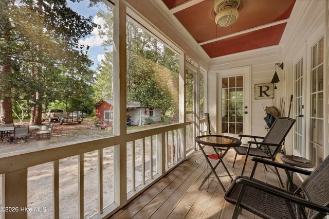 3698 Nc Highway 53 E, Burgaw, NC 28425