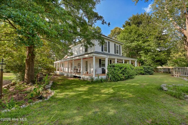3698 Nc Highway 53 E, Burgaw, NC 28425