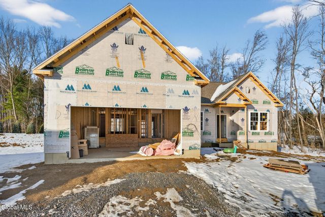 16 Mackenna Court, Ballston, NY 12019