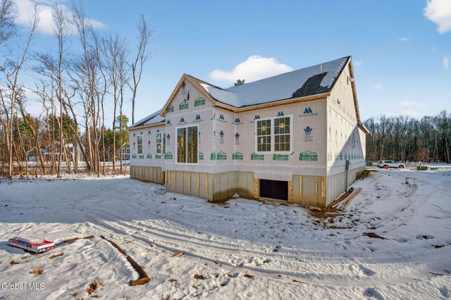 16 Mackenna Court, Ballston, NY 12019