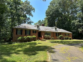 2230 Walhala Dr, Chesterfield, VA 23236