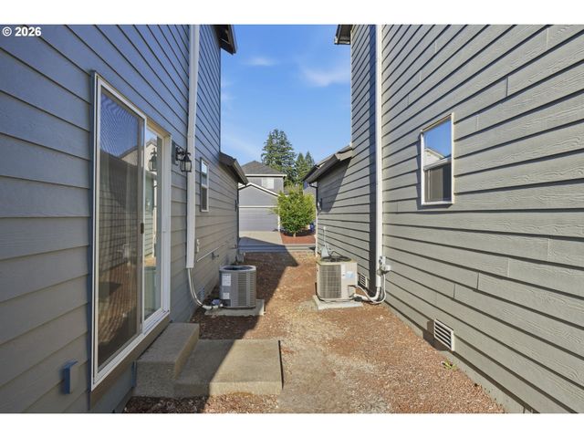 619 Ne 137TH Ave, Vancouver, WA 98684