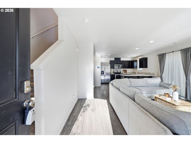 619 Ne 137TH Ave, Vancouver, WA 98684