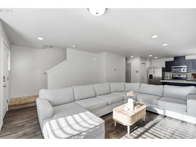 619 Ne 137TH Ave, Vancouver, WA 98684
