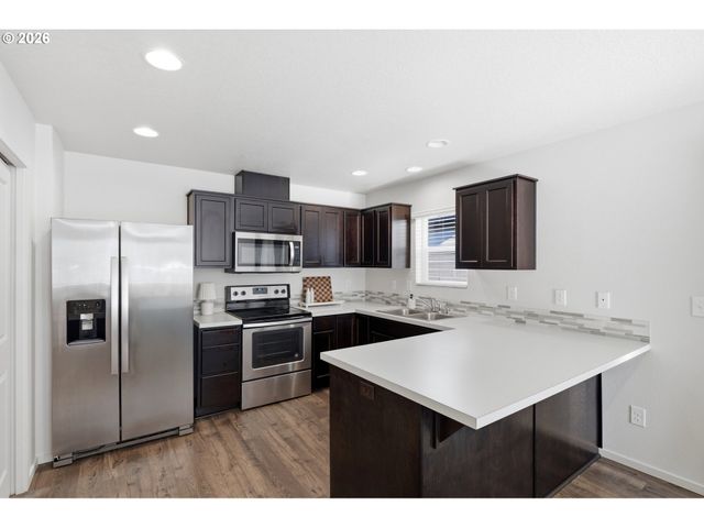 619 Ne 137TH Ave, Vancouver, WA 98684