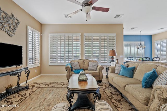 8641 E IVY Street, Mesa, AZ 85207