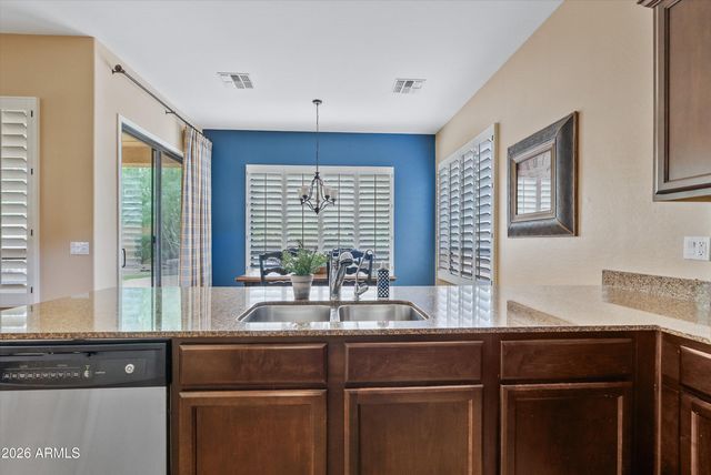 8641 E IVY Street, Mesa, AZ 85207