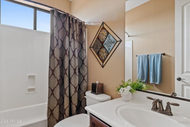 8641 E IVY Street, Mesa, AZ 85207