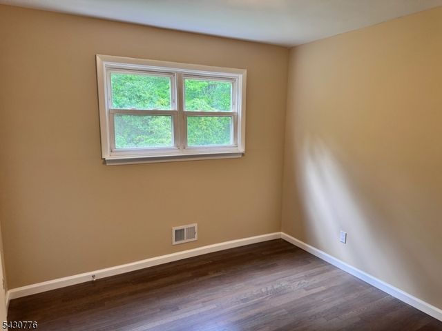110 Murdock St, Woodbridge Twp., NJ 08863