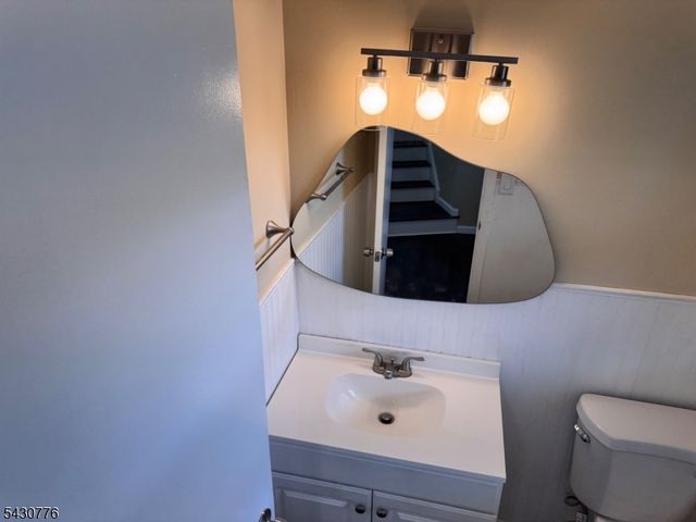 110 Murdock St, Woodbridge Twp., NJ 08863