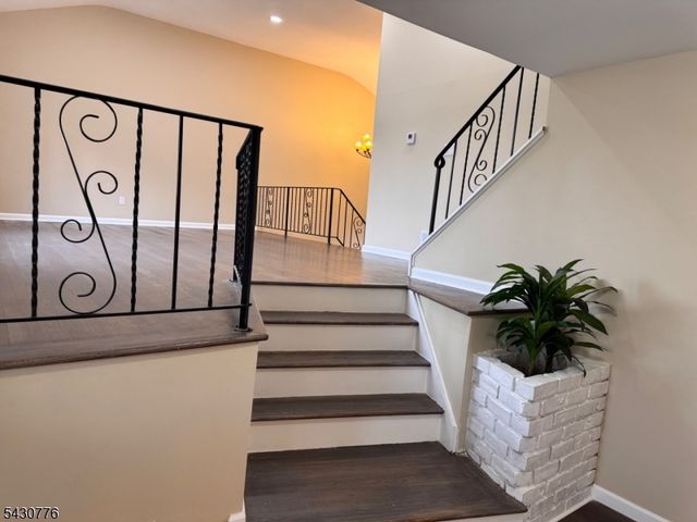 110 Murdock St, Woodbridge Twp., NJ 08863