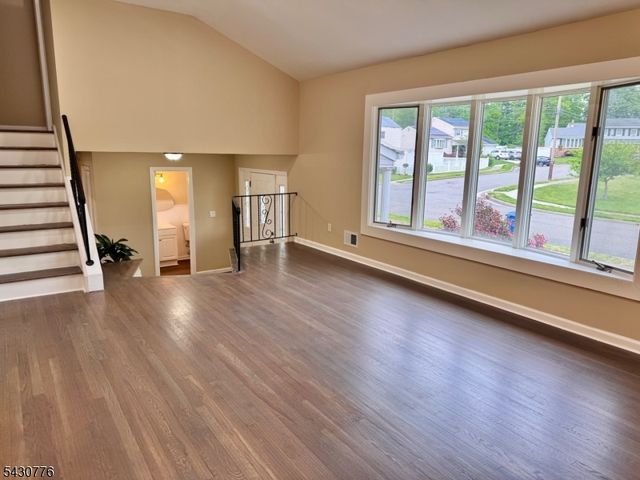110 Murdock St, Woodbridge Twp., NJ 08863