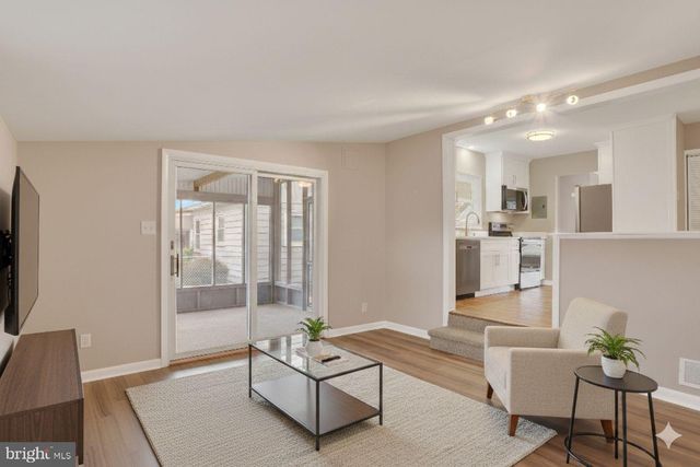 16 ESSEX RD, Camp Hill, PA 17011