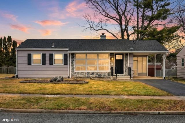 16 ESSEX RD, Camp Hill, PA 17011