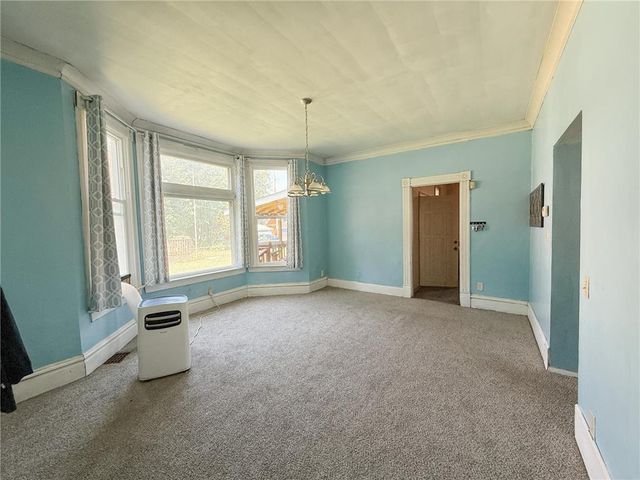 989 Conway Street, Saint Paul, MN 55106