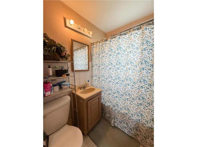989 Conway Street, Saint Paul, MN 55106