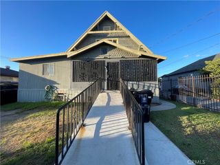 1419 E 61st Street E, Los Angeles, CA 90001