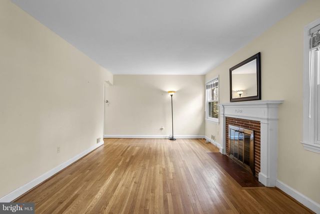 414 HILLMOOR DR, Silver Spring, MD 20901