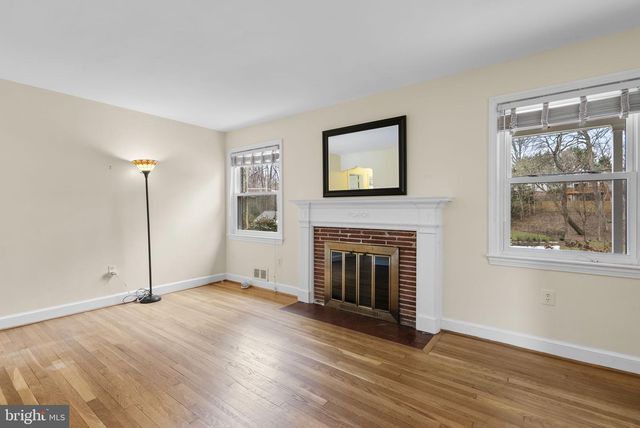 414 HILLMOOR DR, Silver Spring, MD 20901