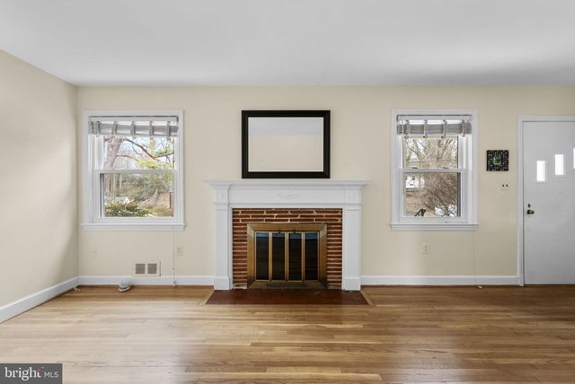 414 HILLMOOR DR, Silver Spring, MD 20901