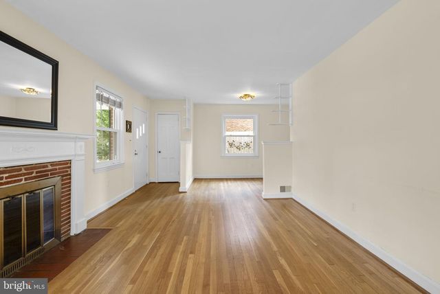 414 HILLMOOR DR, Silver Spring, MD 20901