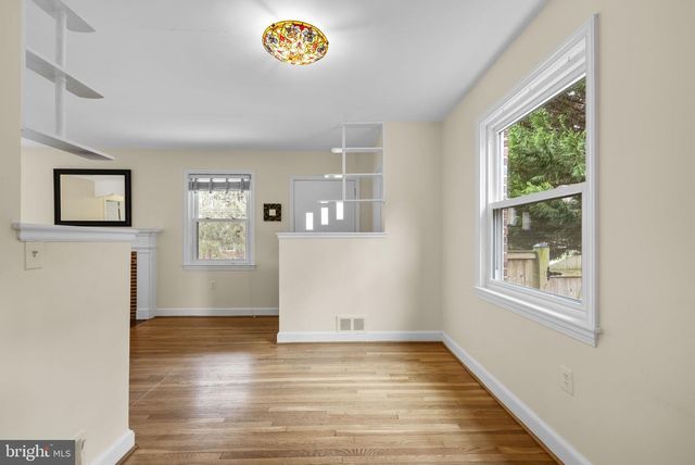 414 HILLMOOR DR, Silver Spring, MD 20901