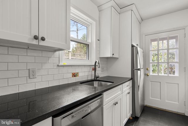 414 HILLMOOR DR, Silver Spring, MD 20901