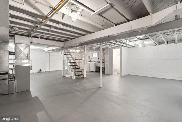 414 HILLMOOR DR, Silver Spring, MD 20901