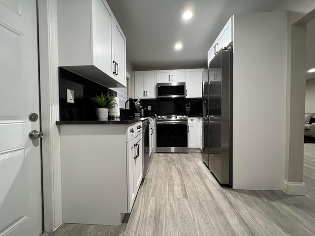 601 NW 2nd Street, Delray Beach, FL 33444