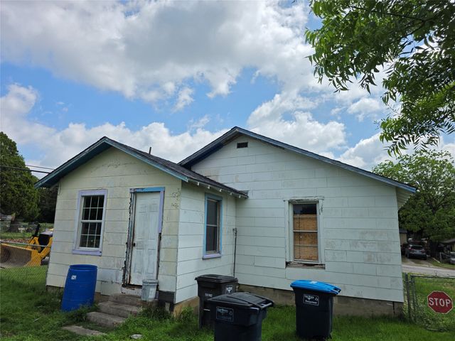 3700 S Main Street, Fort Worth, TX 76110