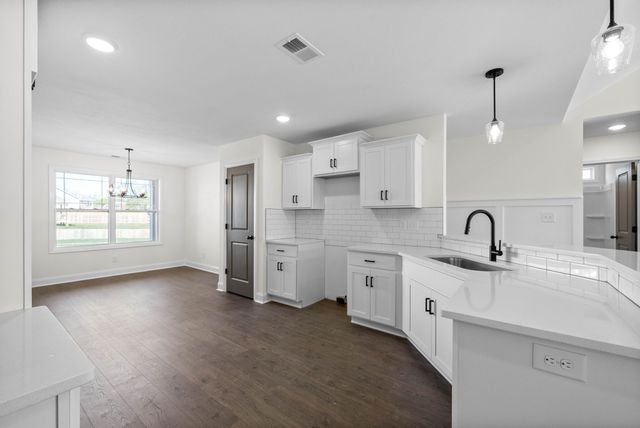 1381 Harmon Lane, Clarksville, TN 37042