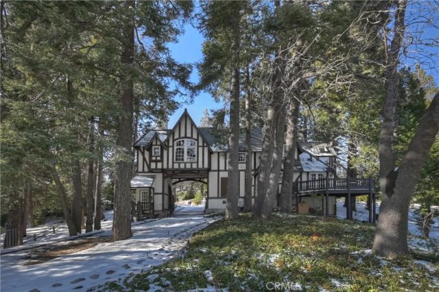 29223 Pigeon Hawk, Lake Arrowhead, CA 92352