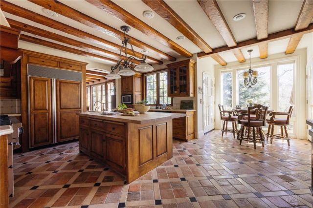 29223 Pigeon Hawk, Lake Arrowhead, CA 92352