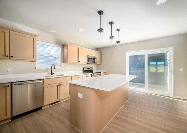 1642 Star Light Drive, Verona, WI 53593