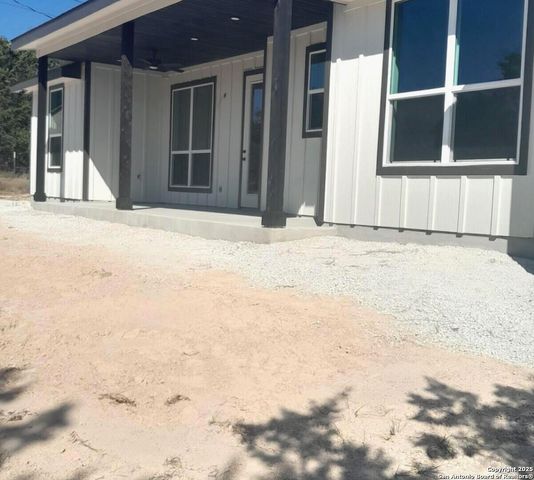 1140 Yaupon, Fischer, TX 78623