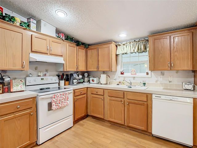 157 ORANGEWOOD DRIVE, Lake Wales, FL 33898