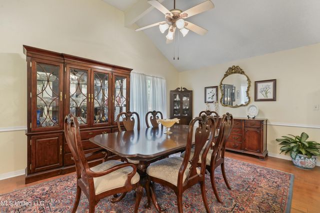 6658 Ahekolo Circle, Diamondhead, MS 39525