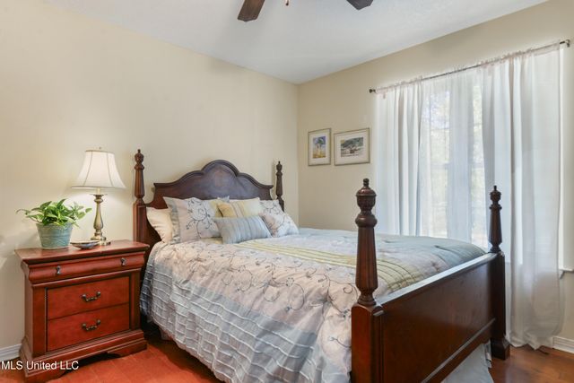 6658 Ahekolo Circle, Diamondhead, MS 39525